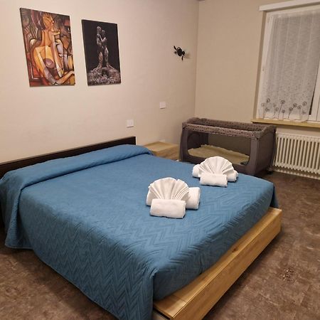 Appartement Infinite Blue à Riva del Garda Extérieur photo